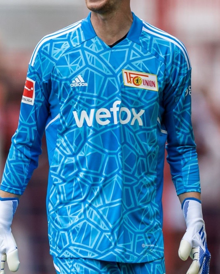 Union Berlin 2022-23 GK 2 Kit