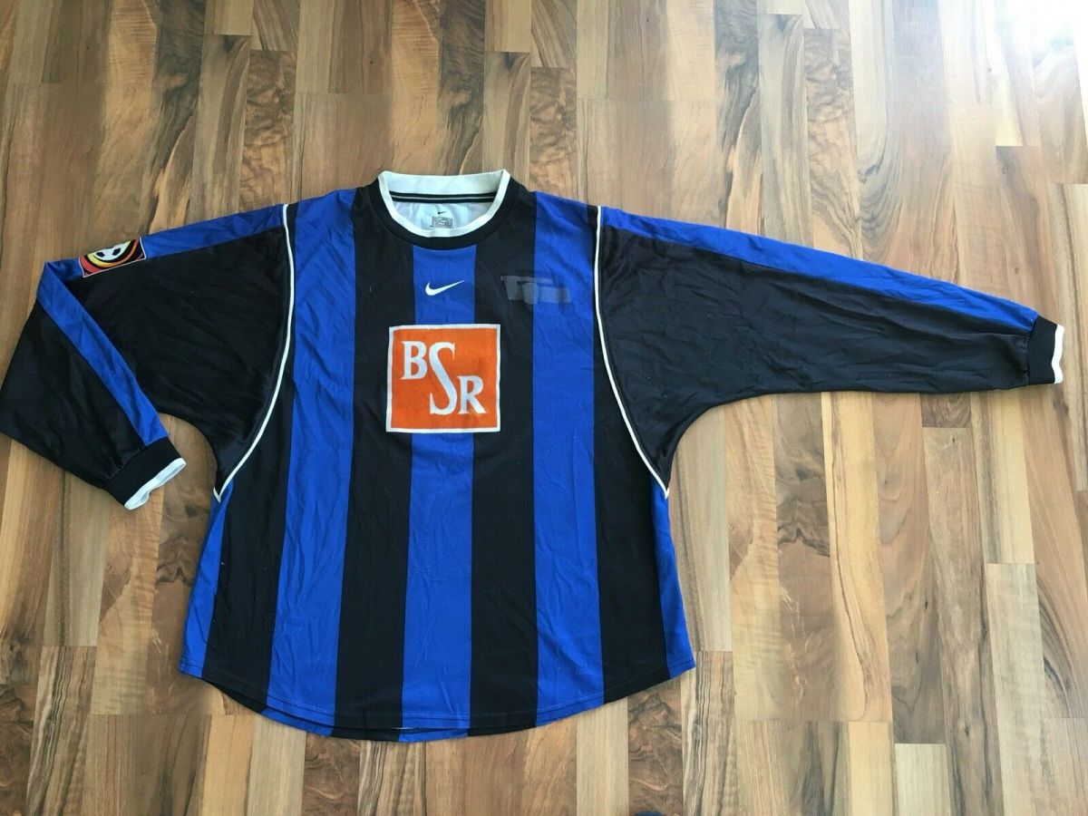 Union Berlin 2001-02 Away Kit