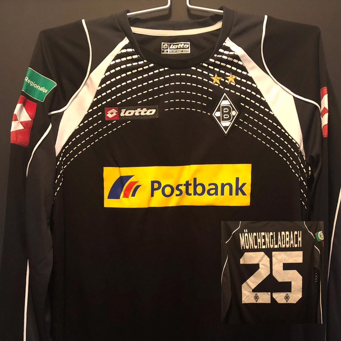 Borussia Mönchengladbach 2011-12 GK 1 Kit