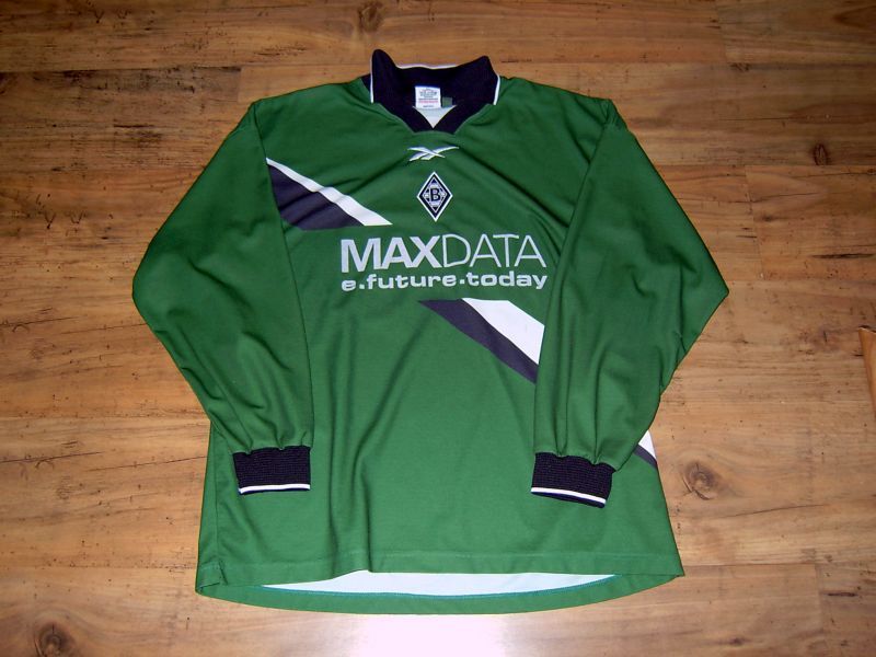Borussia Mönchengladbach 2000-01 Away Kit