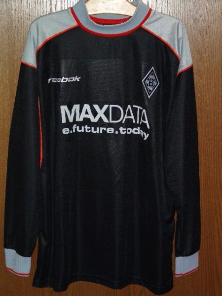 Borussia Mönchengladbach 2001-02 GK 1 Kit