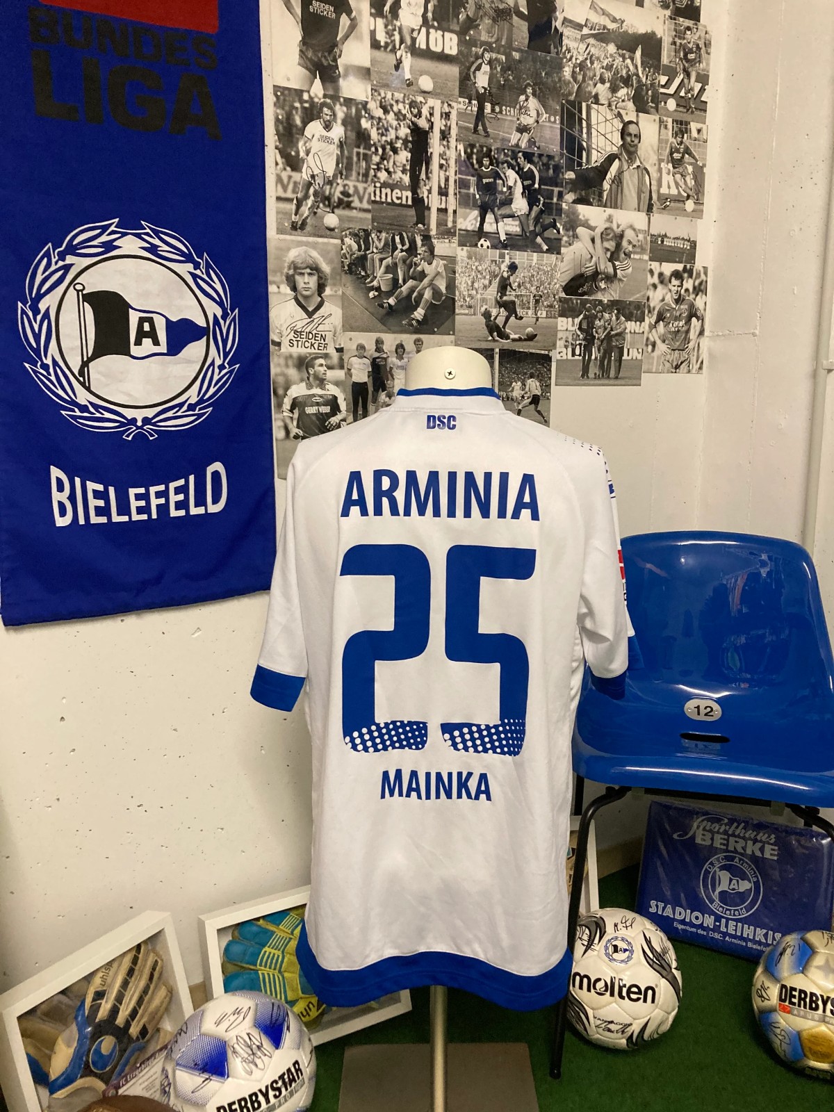 Arminia Bielefeld 2013-14 Away Kit