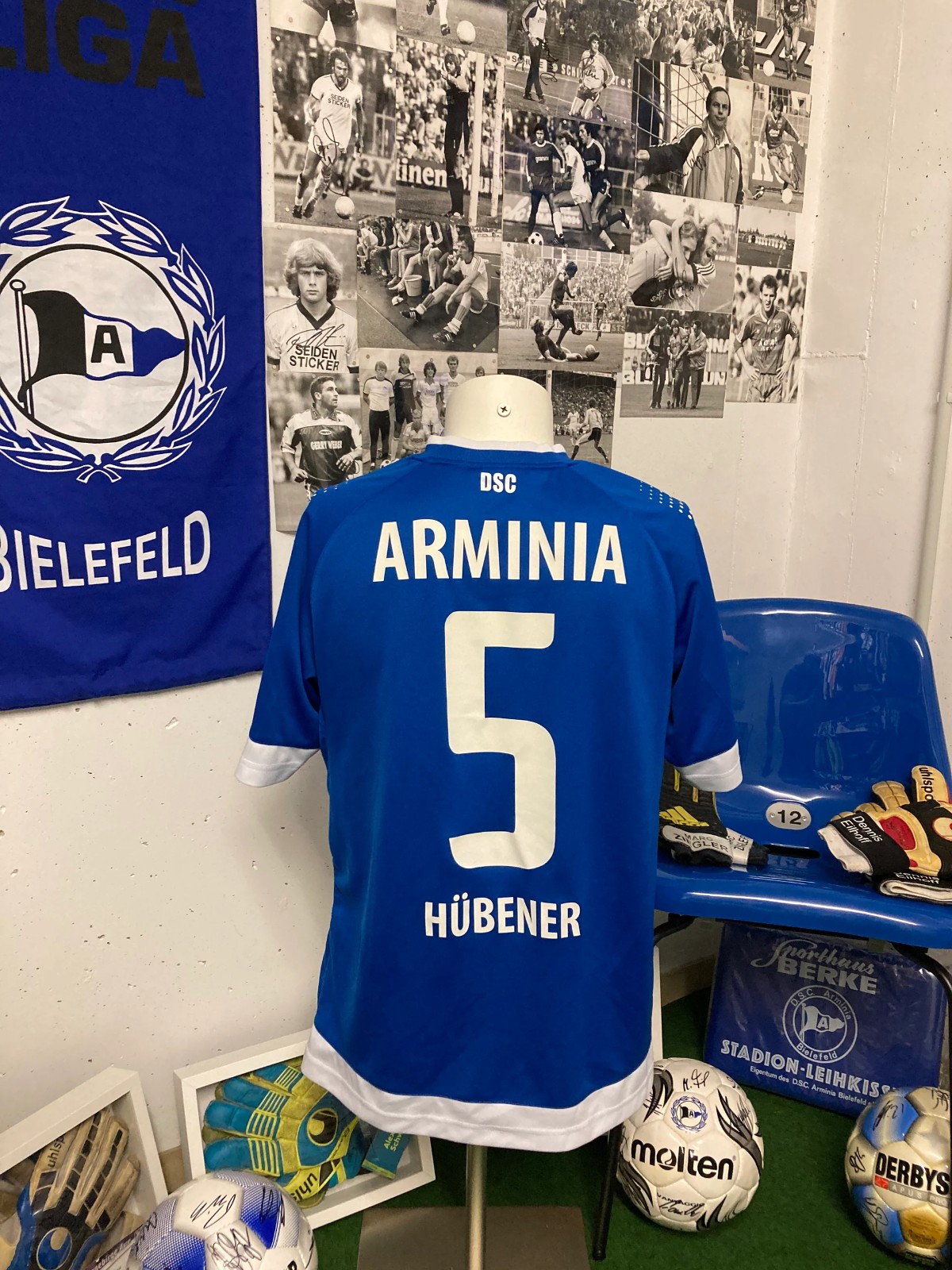 Arminia Bielefeld 2013-14 Home V2 Kit