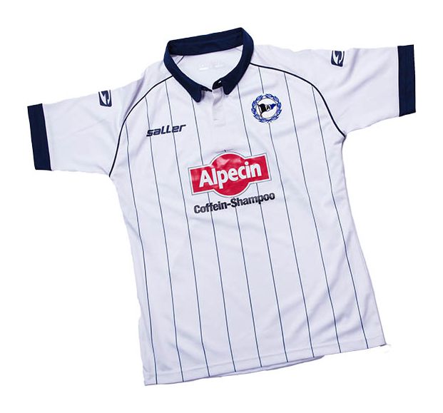 Arminia Bielefeld 2015-16 Away Kit