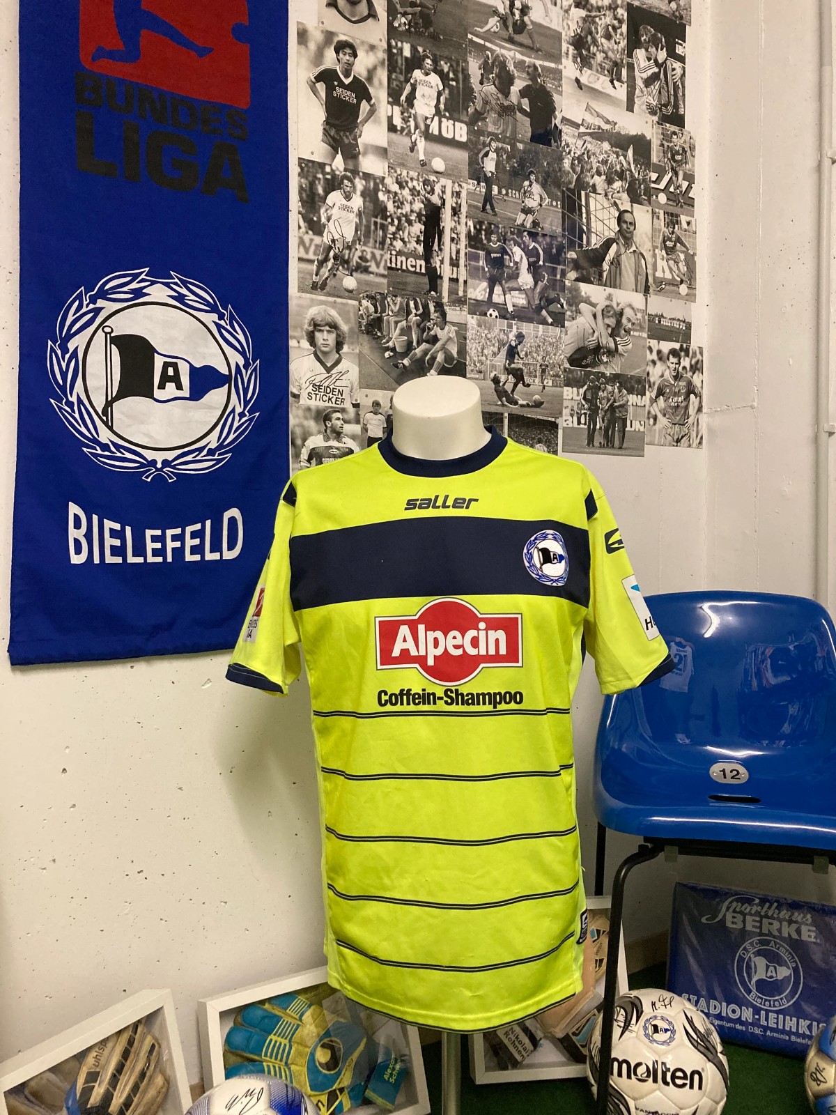 Arminia Bielefeld 2015-16 Third Kit