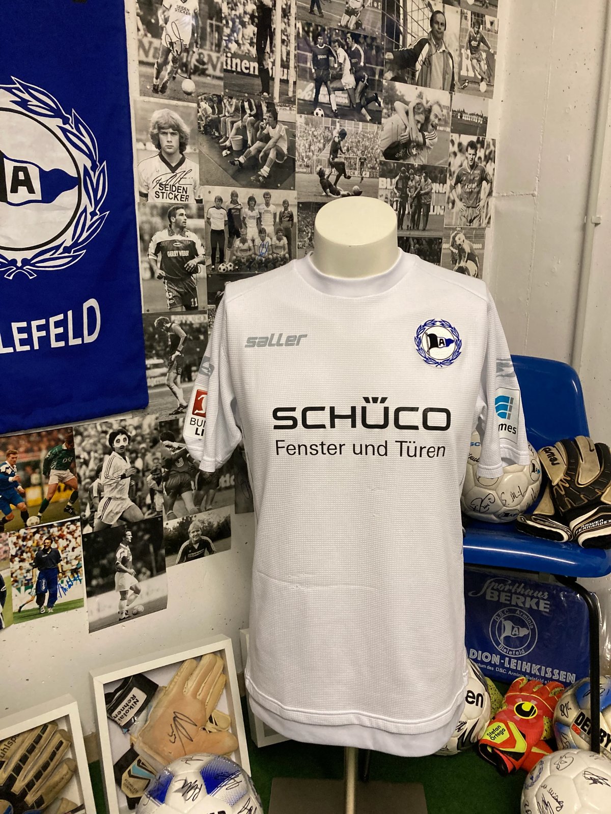 Arminia Bielefeld 2016-17 Away Kit