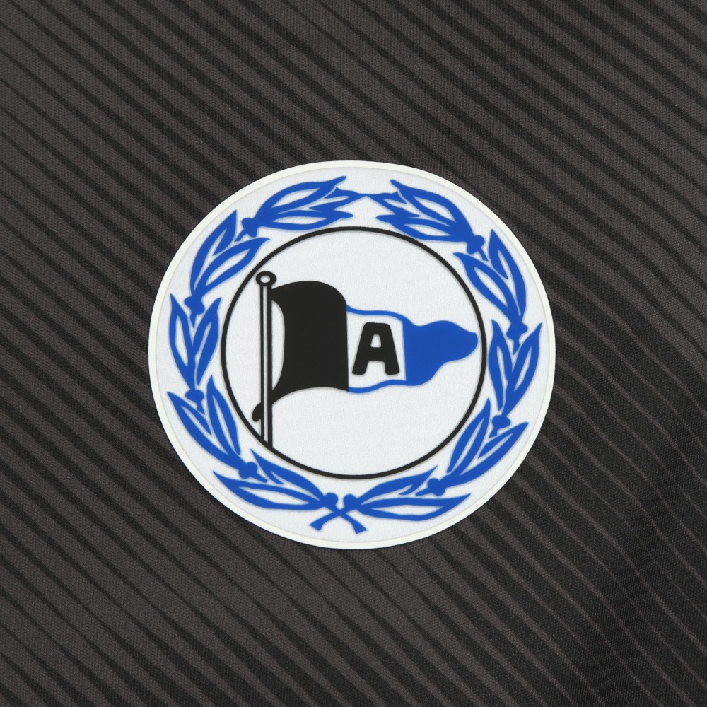 Arminia Bielefeld 2022-23 Fourth Kit