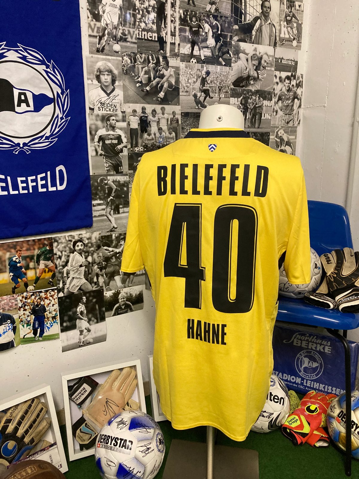 Arminia Bielefeld 2022-23 GK 2 Kit
