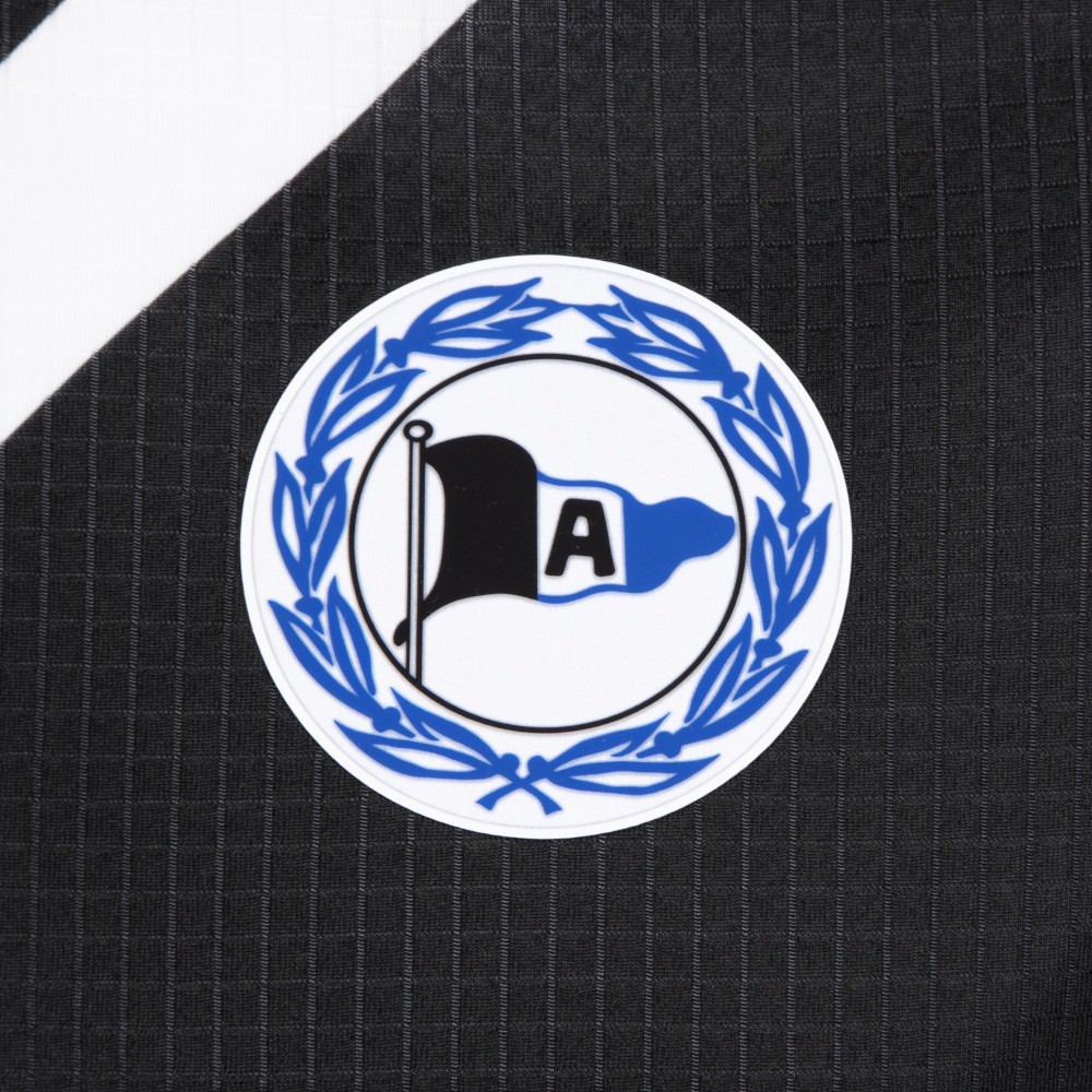 Arminia Bielefeld 2023-24 Away Kit