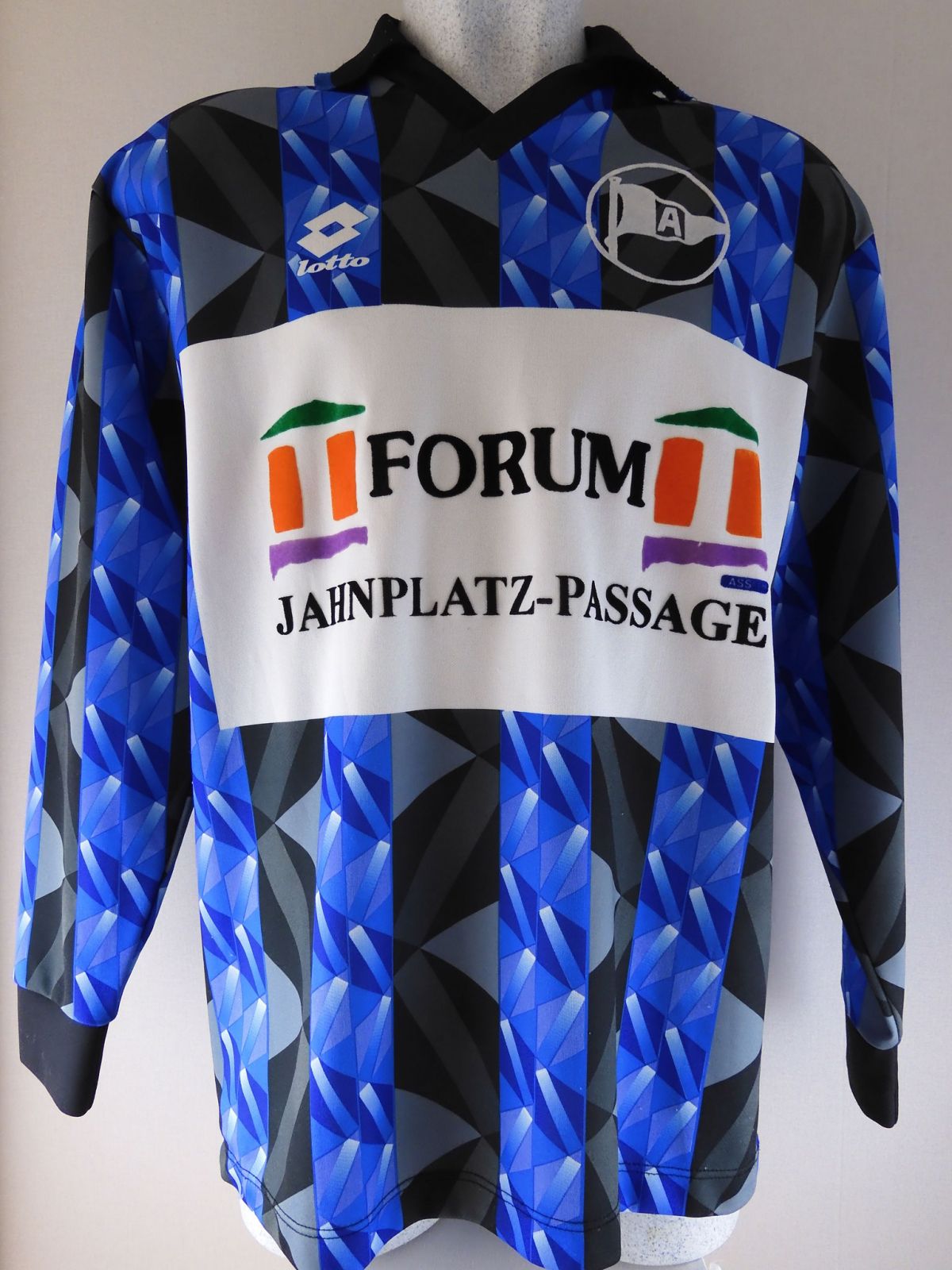 Arminia Bielefeld 1993-94 Home Kit