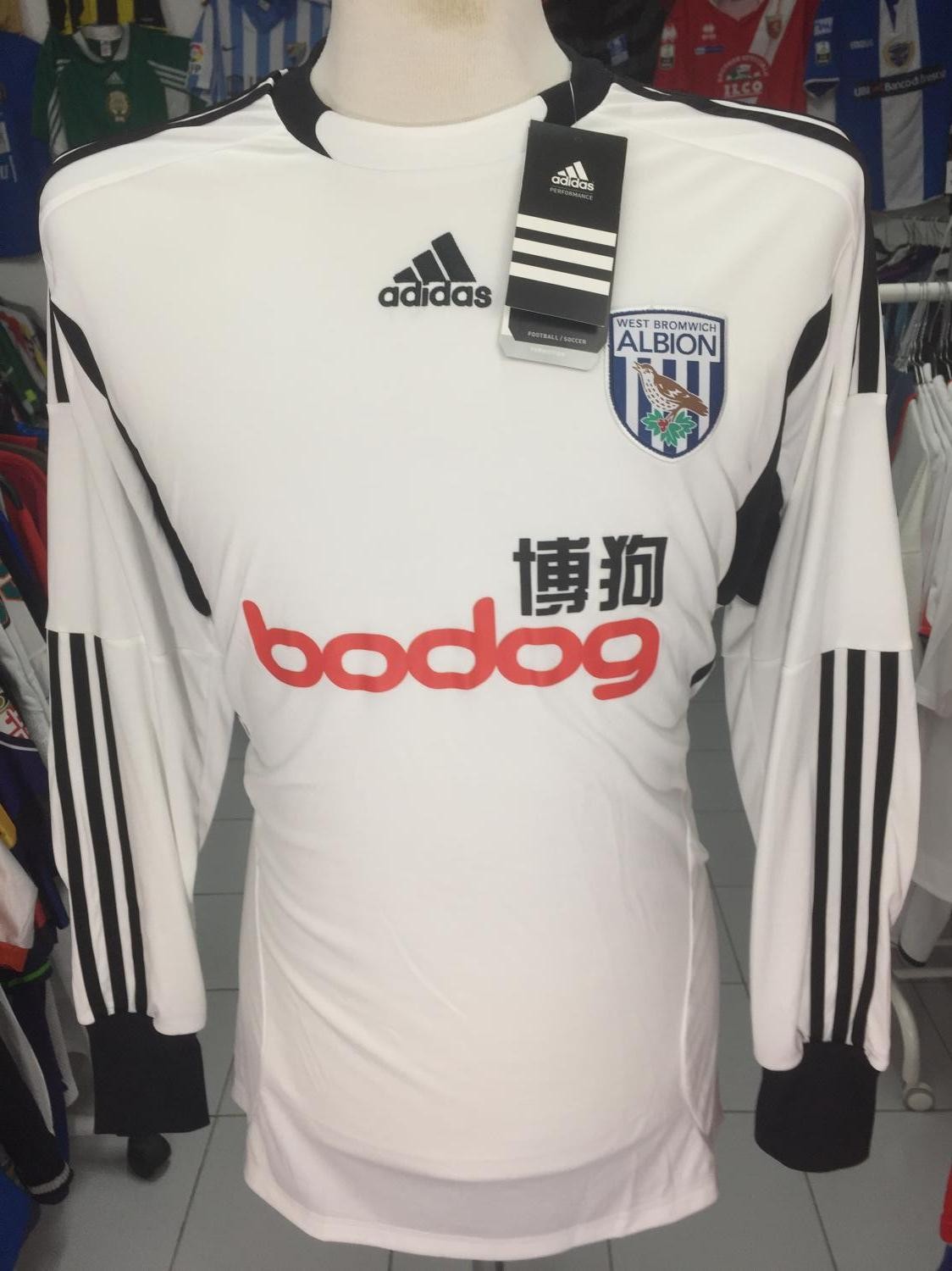 West Bromwich Albion 2011-12 GK 2 Kit