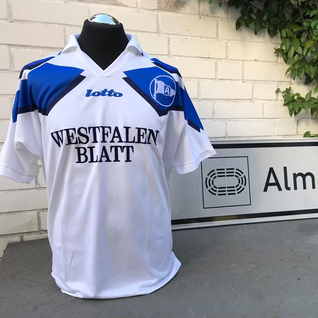 Arminia Bielefeld 1995-96 Away Kit