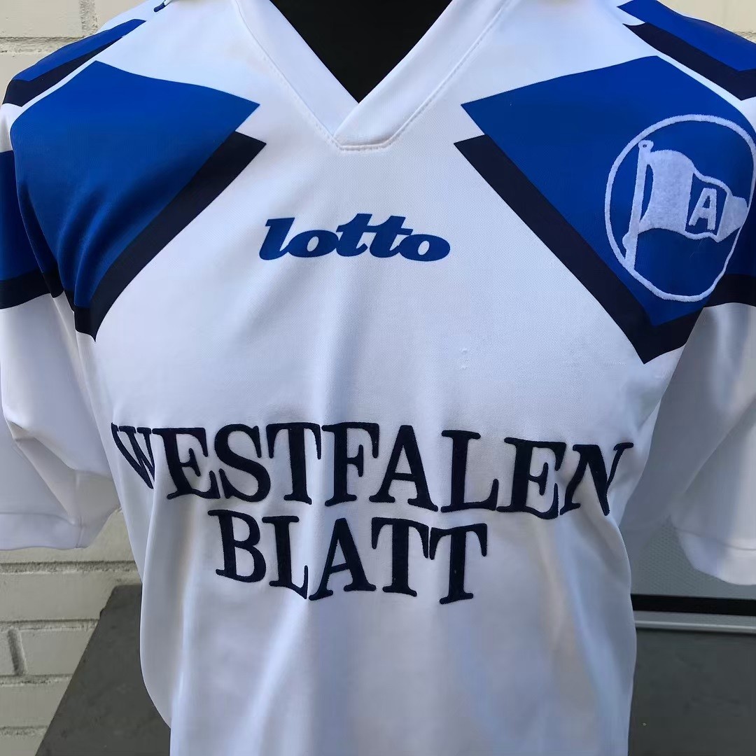 Arminia Bielefeld 1995-96 Away Kit
