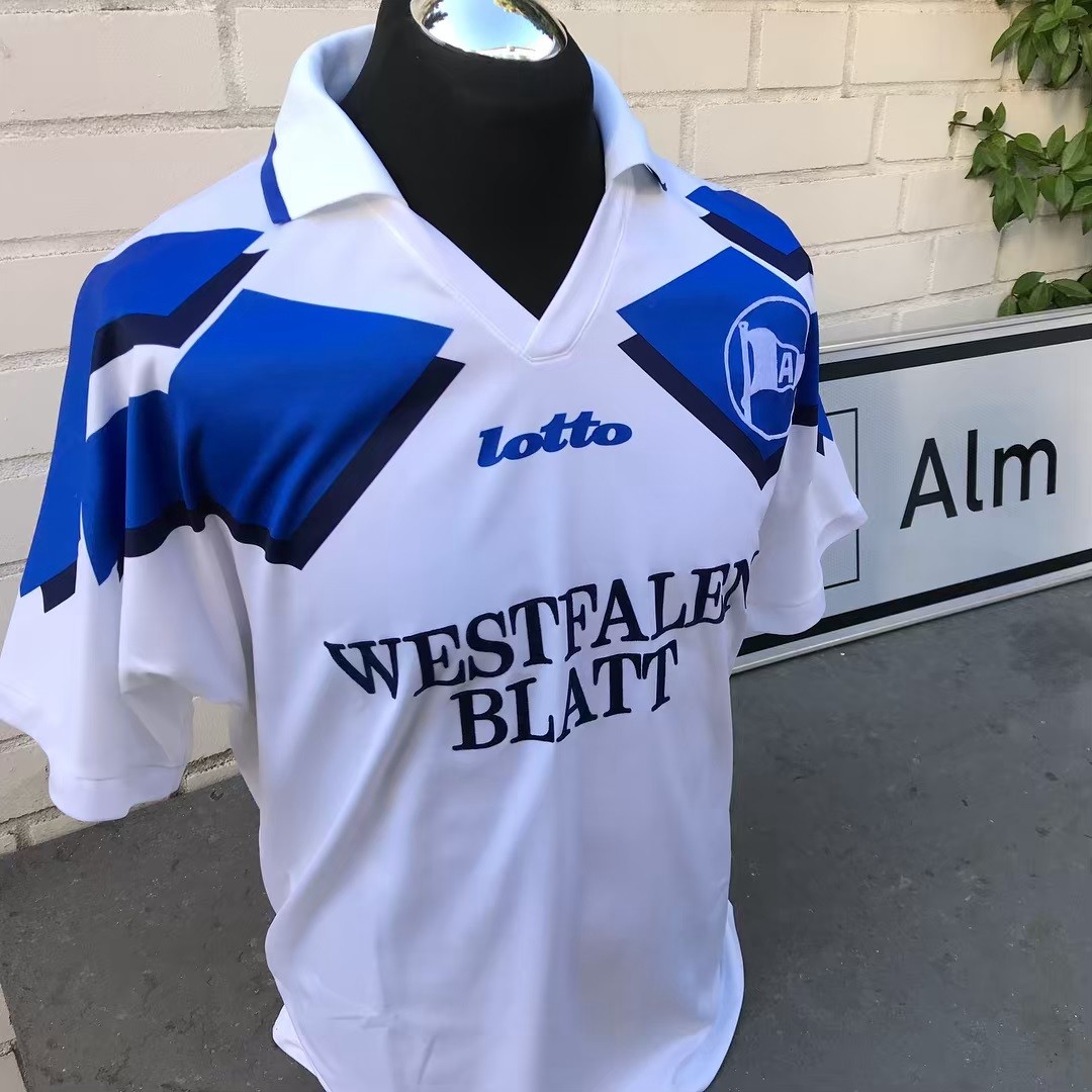 Arminia Bielefeld 1995-96 Away Kit