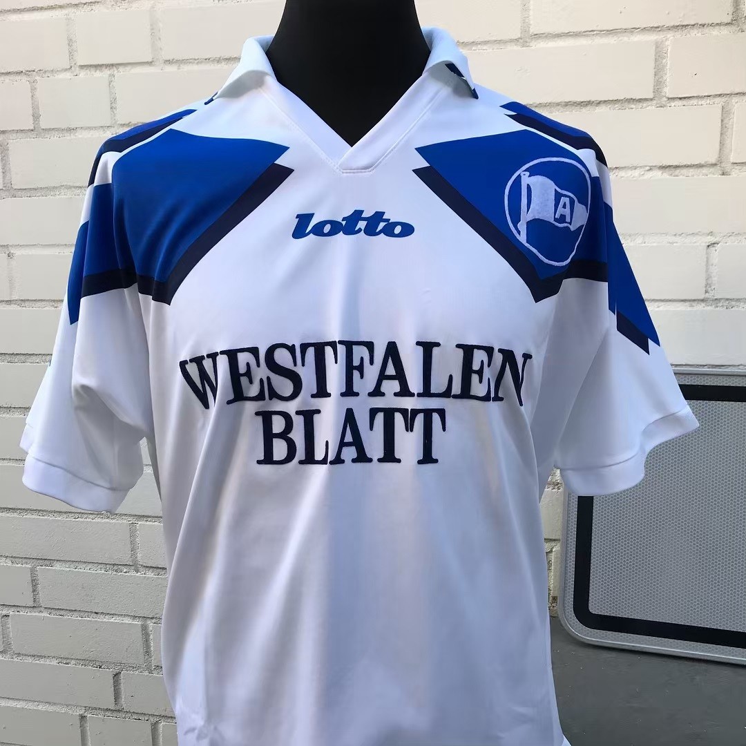 Arminia Bielefeld 1995-96 Away Kit