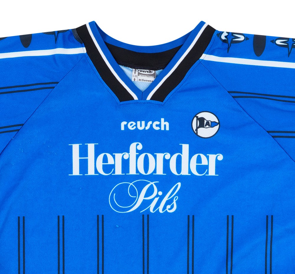 Arminia Bielefeld 1998-99 Home Kit