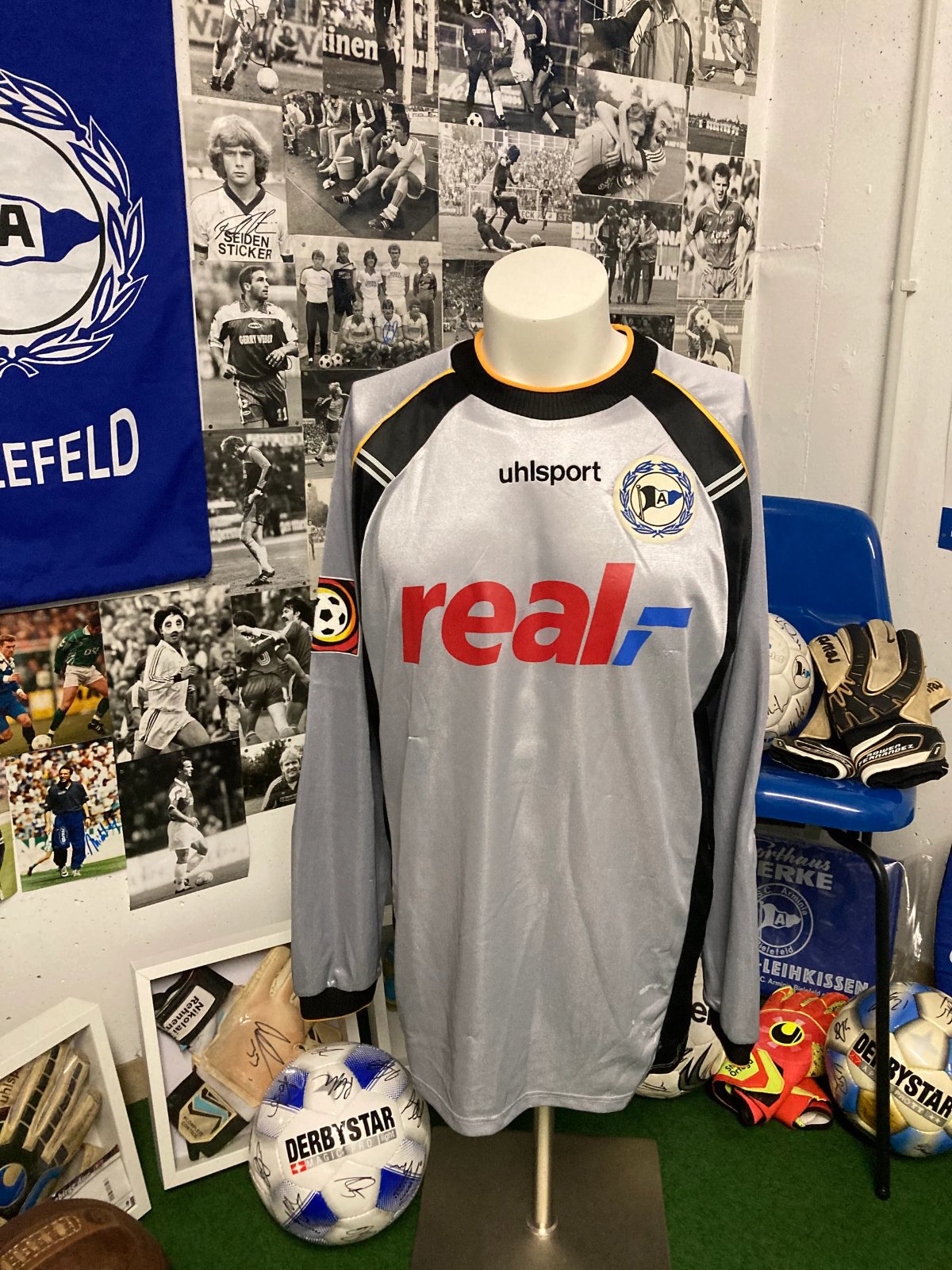 Arminia Bielefeld 2001-02 GK 1 Kit