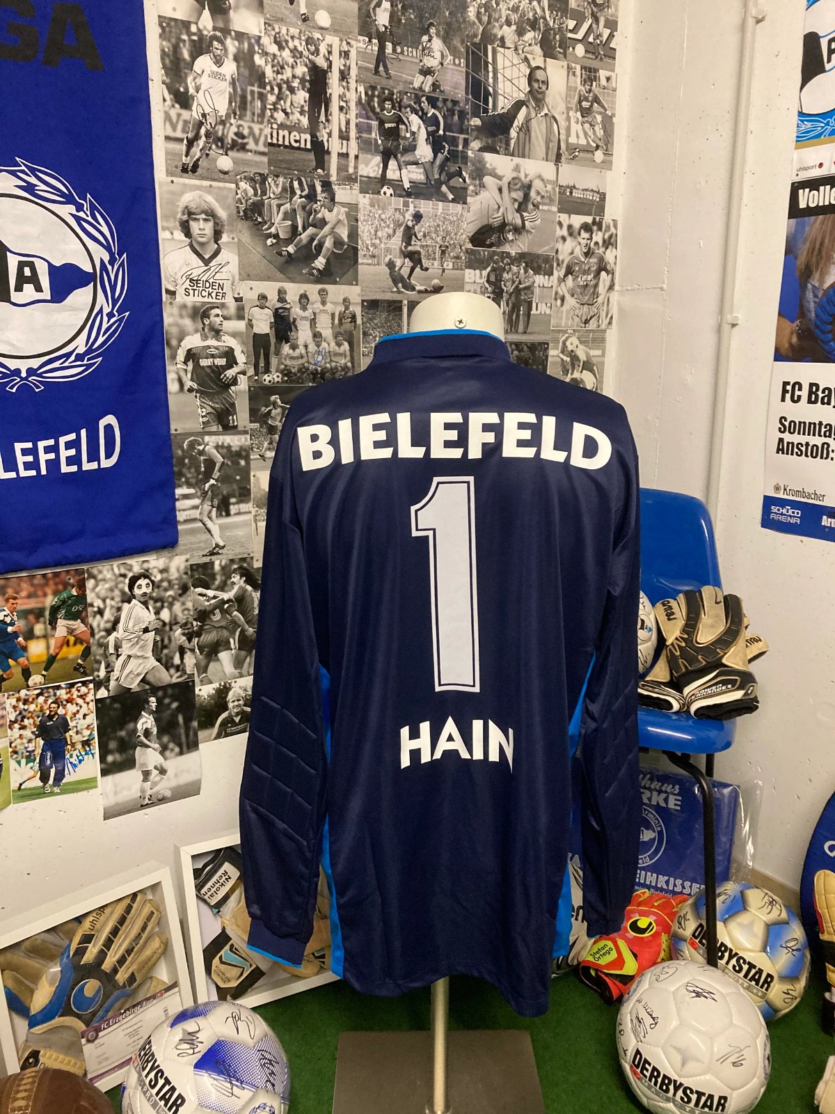 Arminia Bielefeld 2002-03 GK 3 Kit
