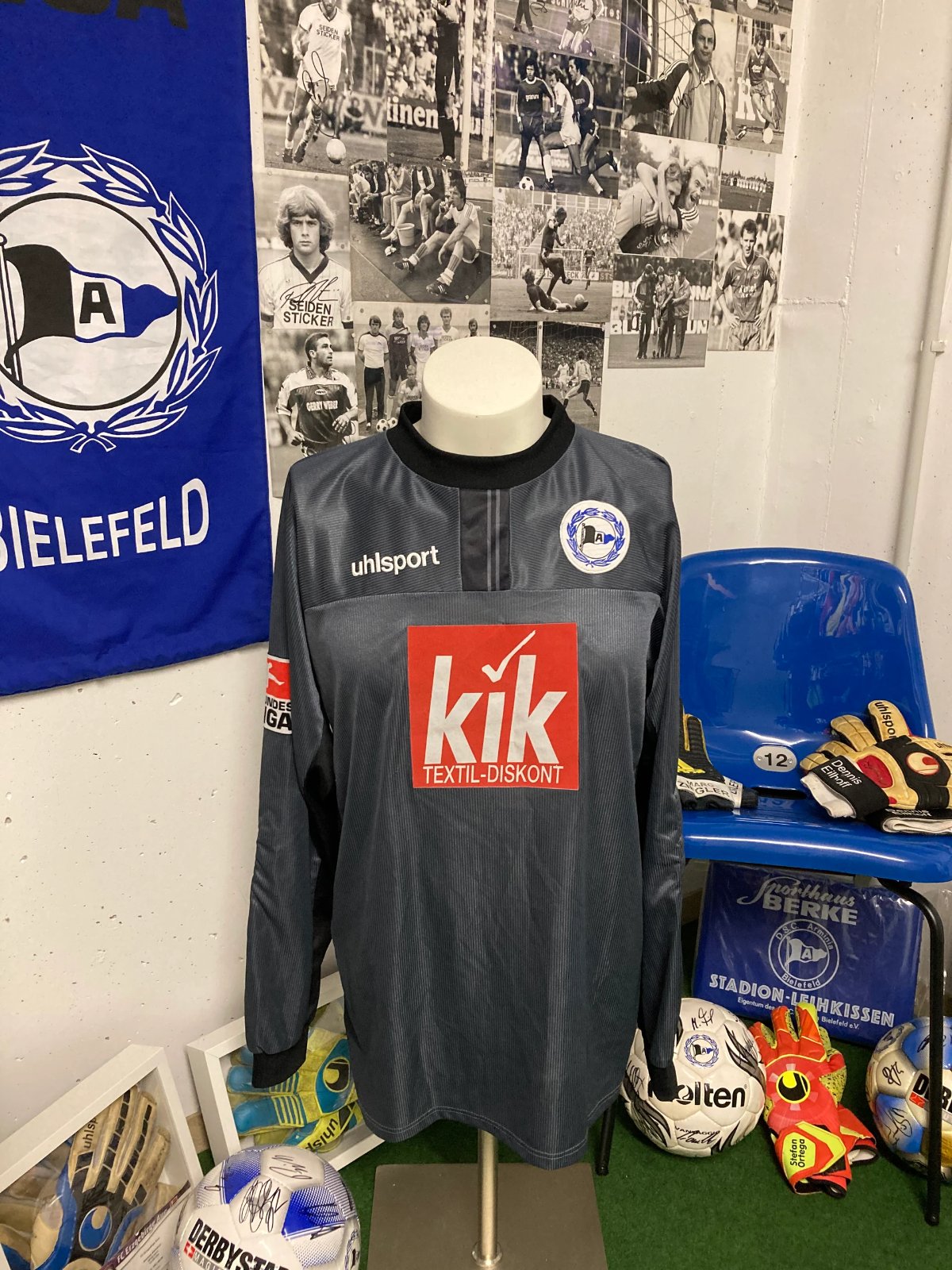 Arminia Bielefeld 2002-03 GK 4 Kit