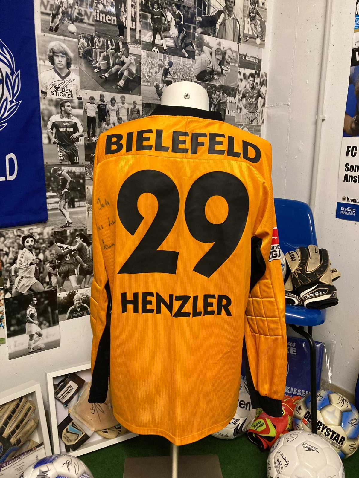 Arminia Bielefeld 2002-03 GK 5 Kit