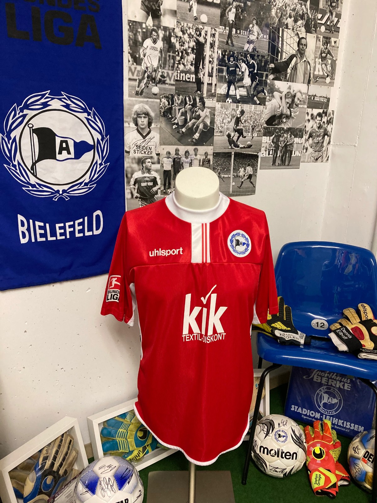 Arminia Bielefeld 2003-04 Third Kit