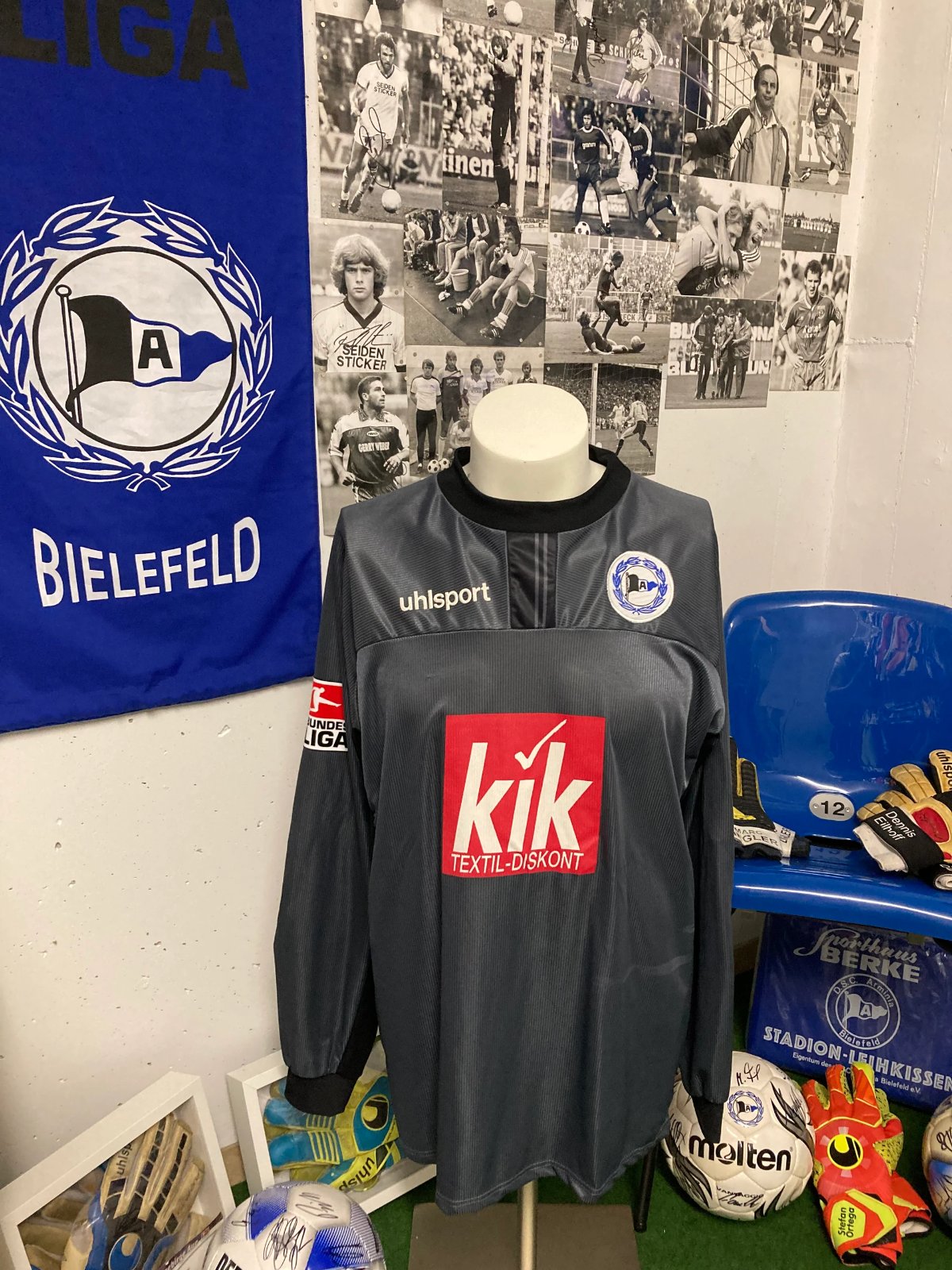 Arminia Bielefeld 2003-04 GK 1 Kit