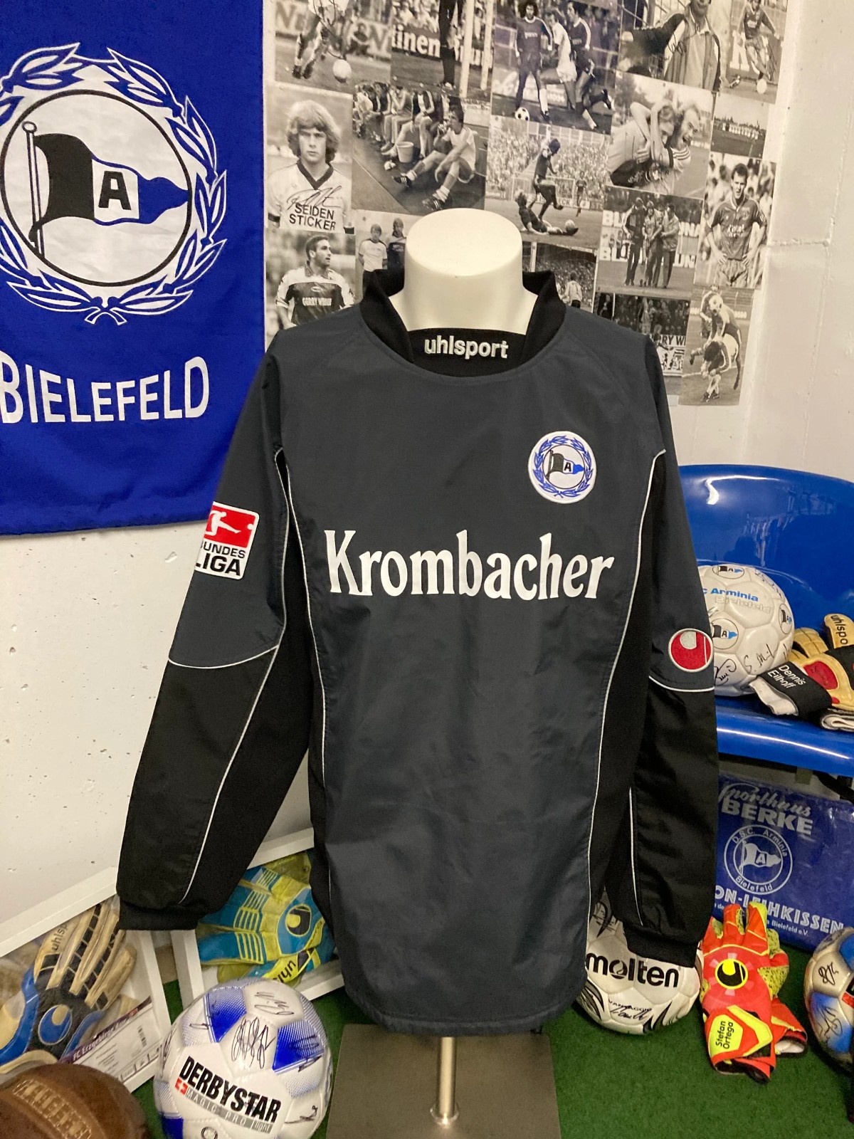 Arminia Bielefeld 2004-05 GK 5 Kit