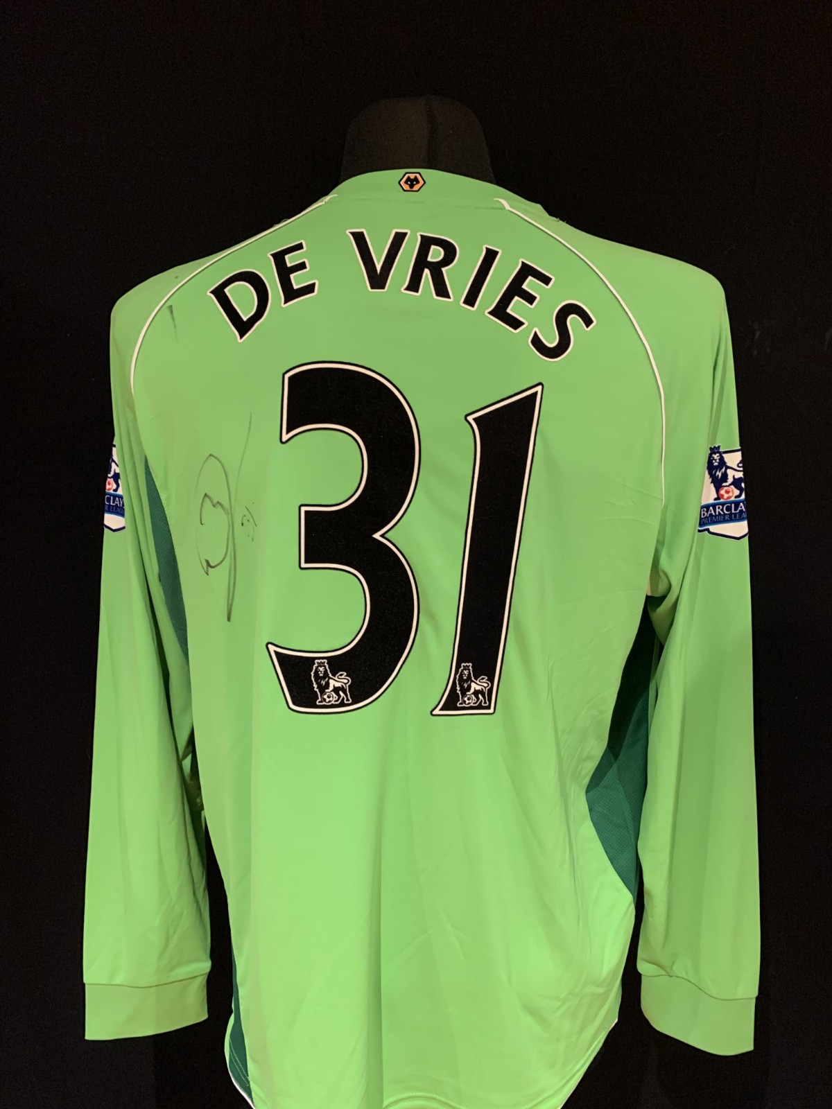 Wolverhampton Wanderers 2011-12 GK 3 Kit