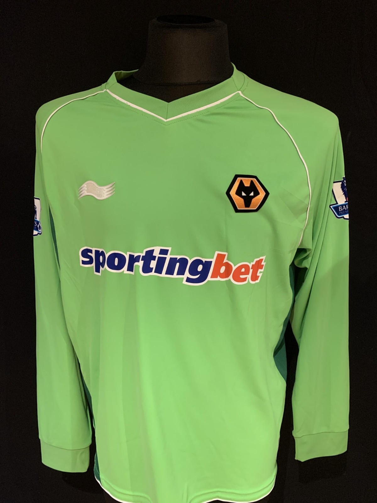 Wolverhampton Wanderers 2011-12 GK 3 Kit