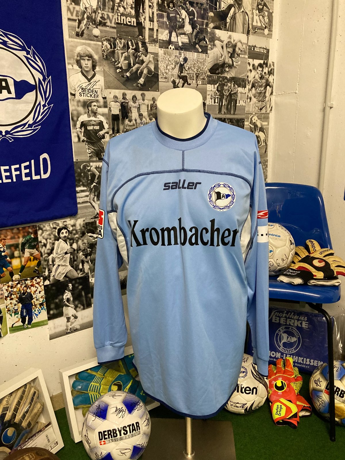 Arminia Bielefeld 2006-07 GK 2 Kit