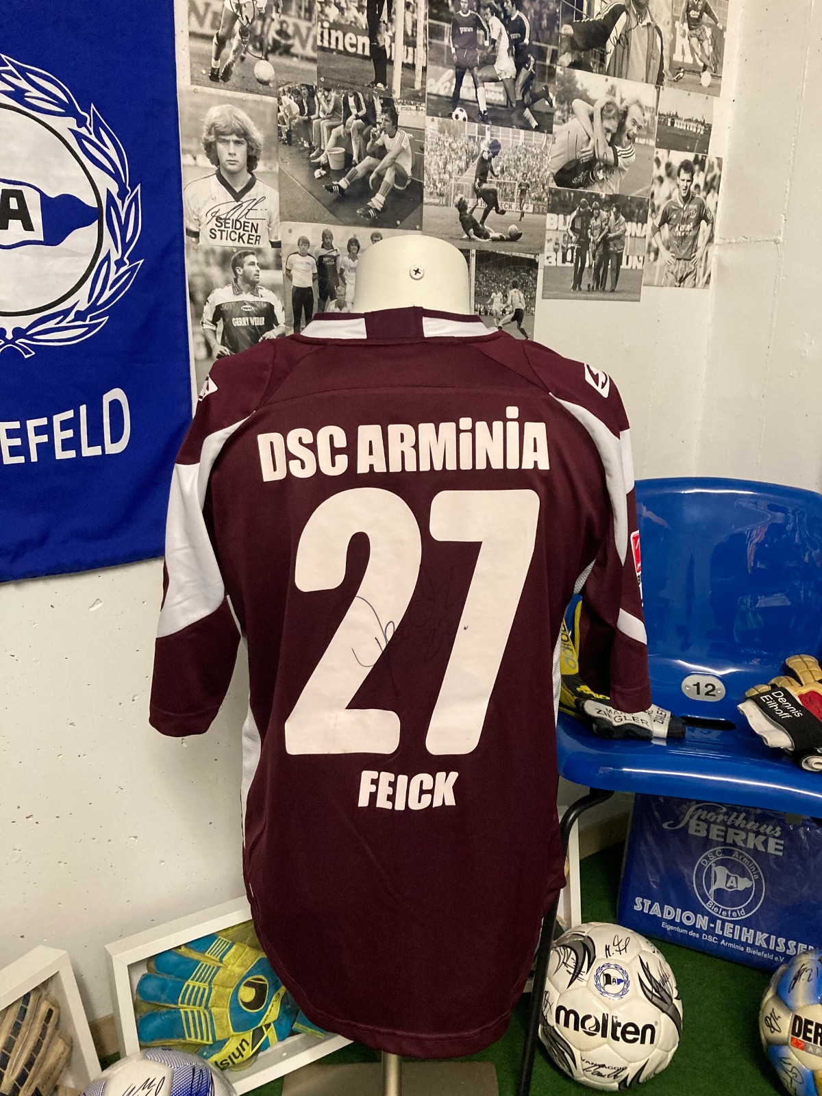 Arminia Bielefeld 2009-10 Third Kit