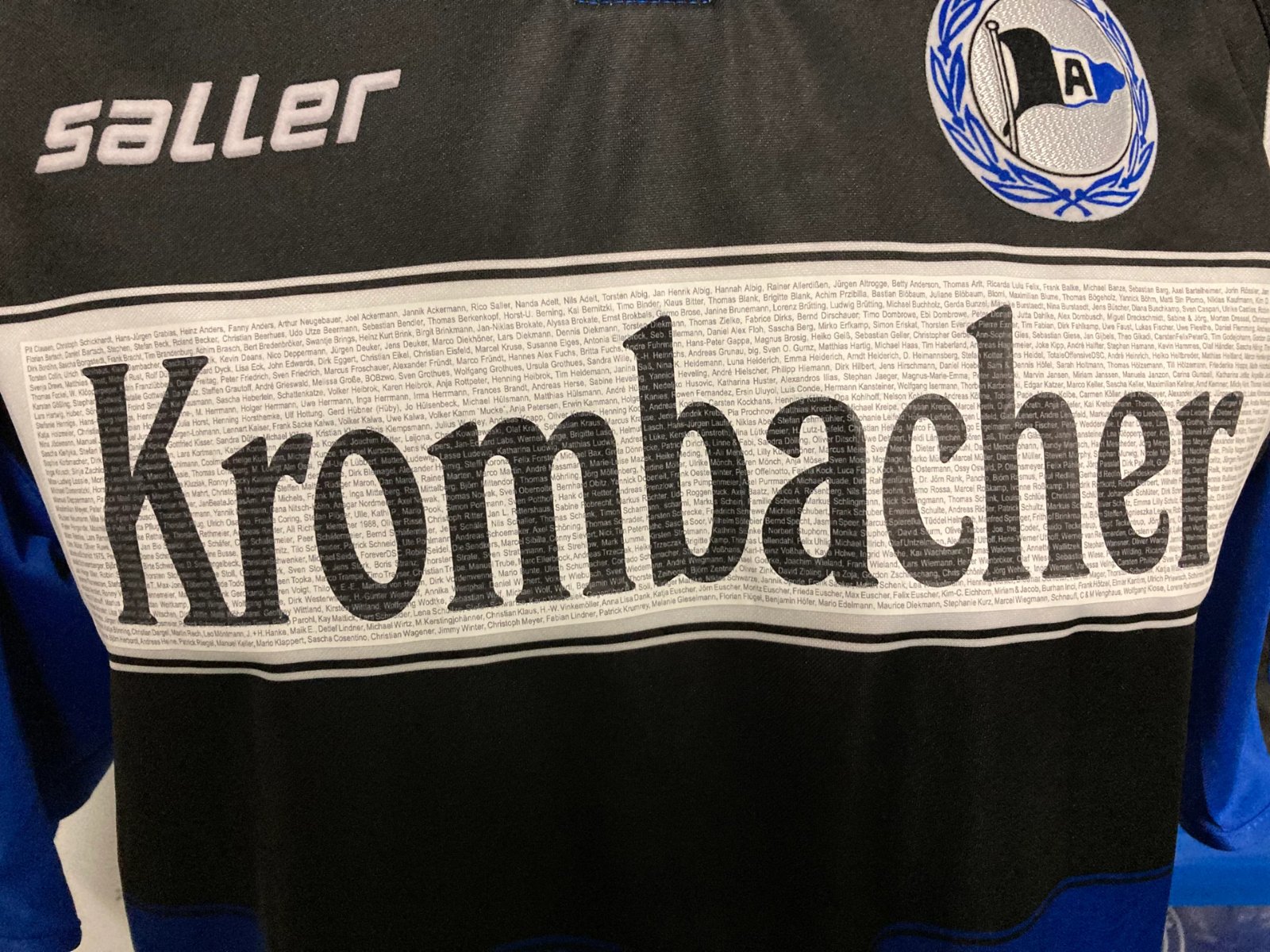 Arminia Bielefeld 2009-10 Home V2 Kit