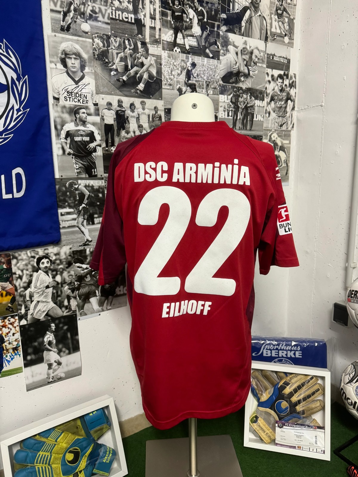 Arminia Bielefeld 2010-11 Third Kit