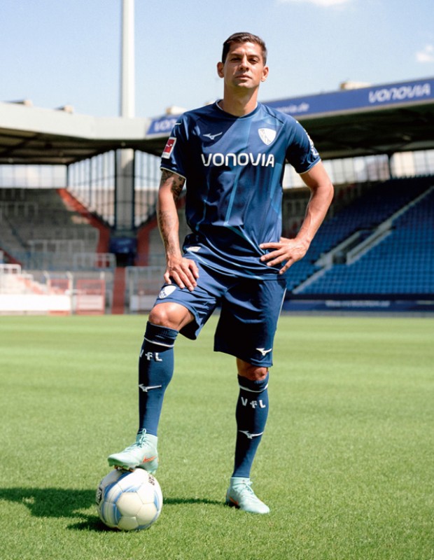 VfL Bochum 2022-23 Home Kit