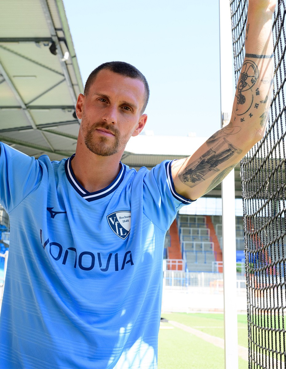 VfL Bochum 2022-23 Away Kit