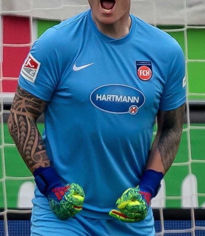1. FC Heidenheim 2018-19 GK 2 Kit