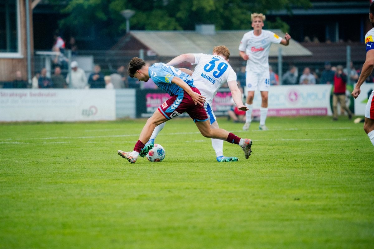 Holstein Kiel 2025-26 Third Kit