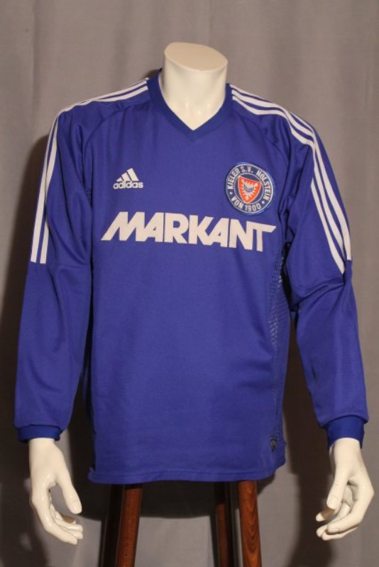 Holstein Kiel 2002-03 Home Kit