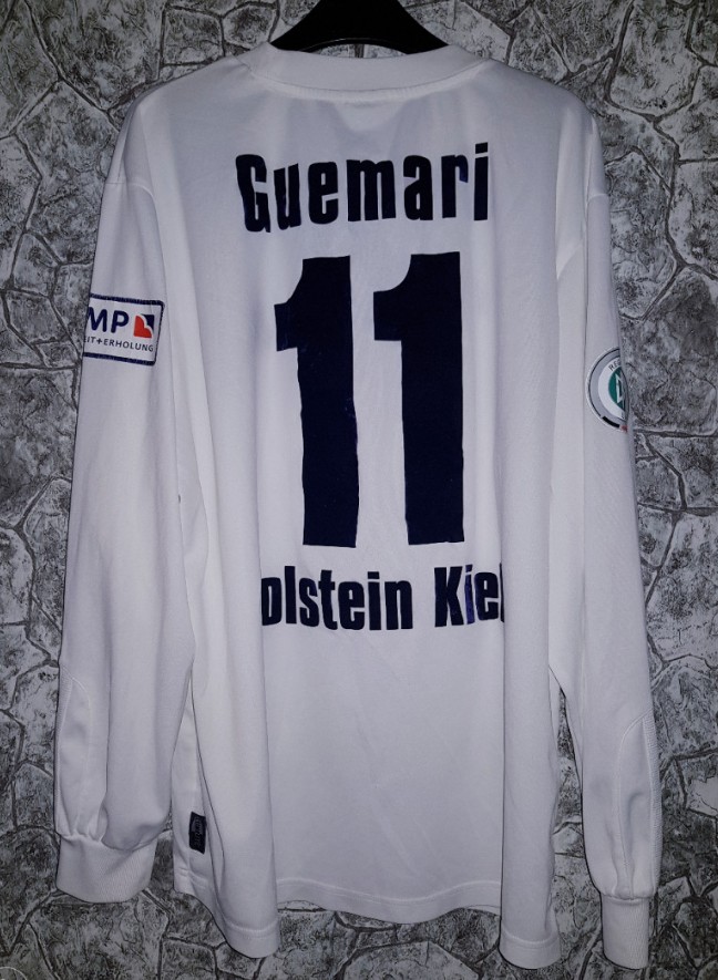 Holstein Kiel 2004-05 Away Kit