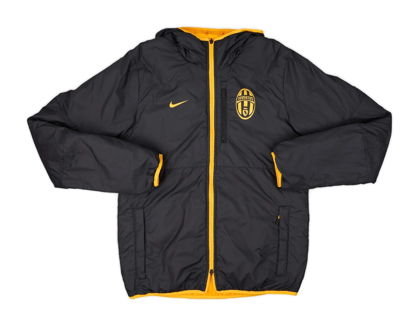 Juventus FC 2013-14 Bench 2 Kit