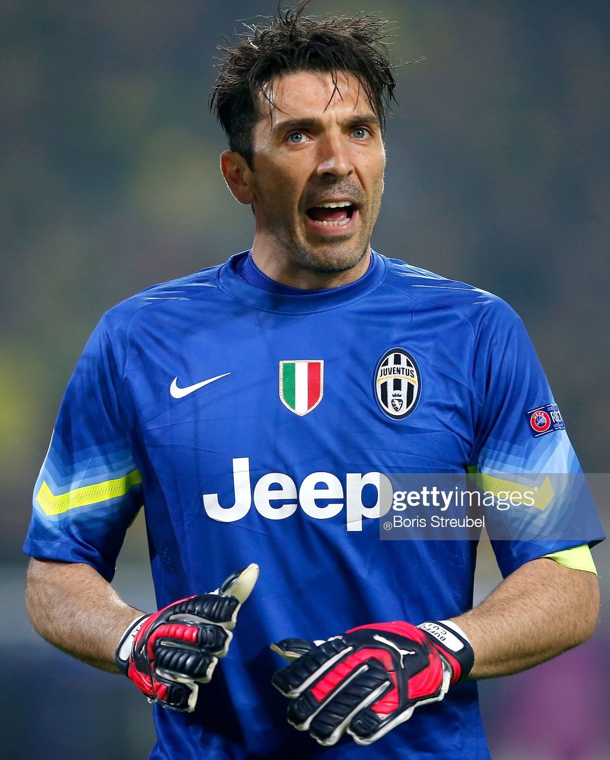 Juventus FC 2014-15 GK Third Kit