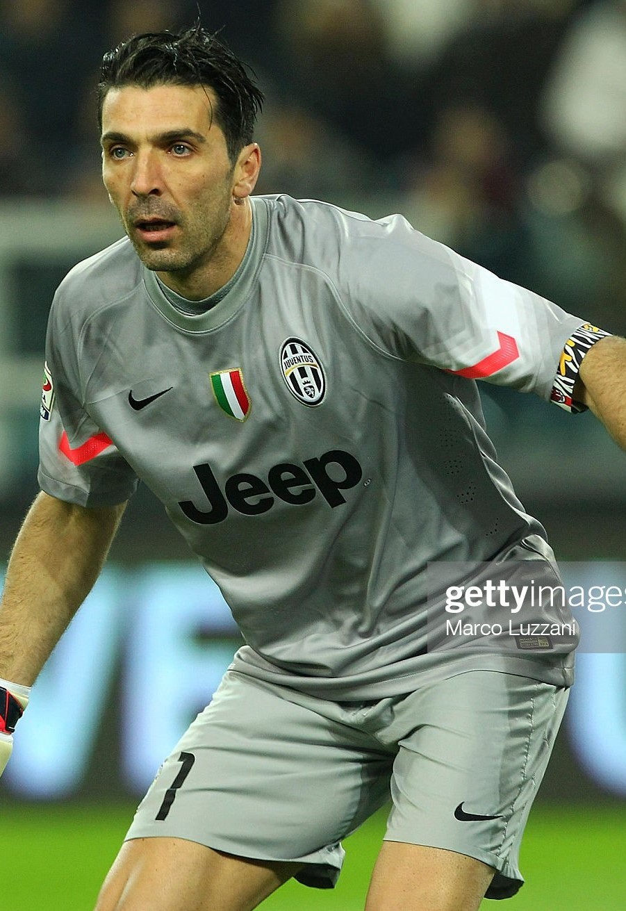 Juventus FC 2014-15 GK Fifth Kit