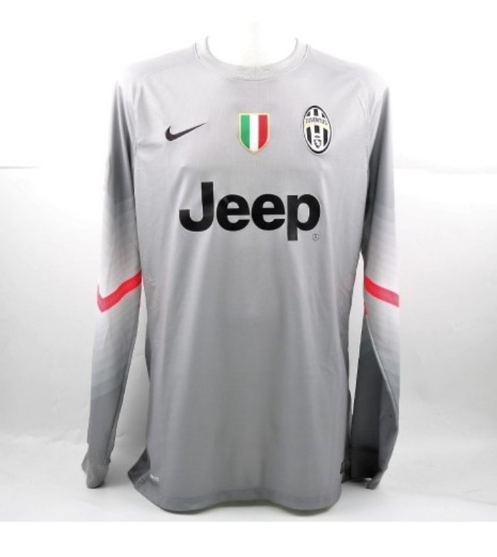 Juventus FC 2014-15 GK Fifth Kit