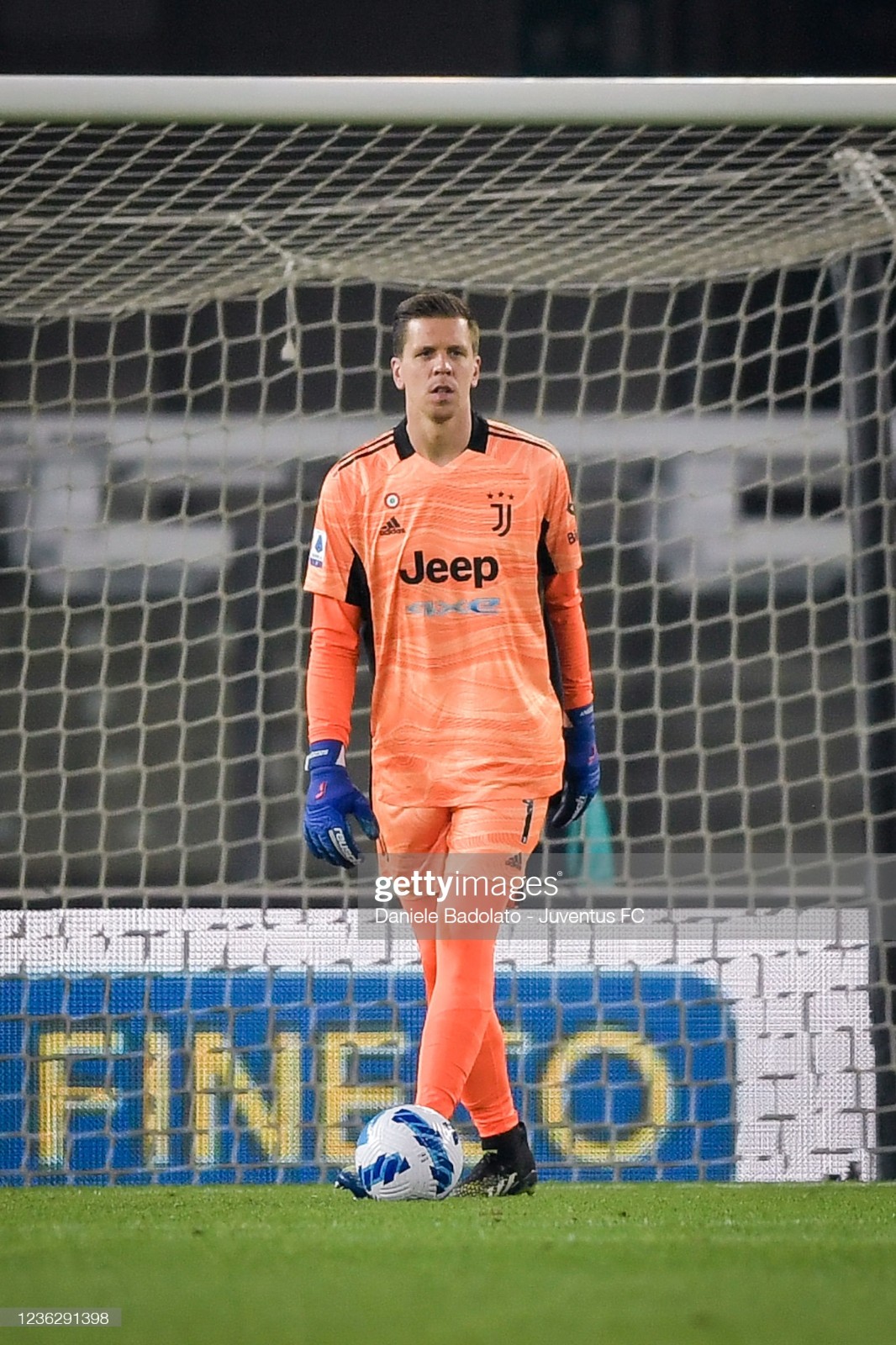 Juventus FC 2021-22 GK 3 Kit