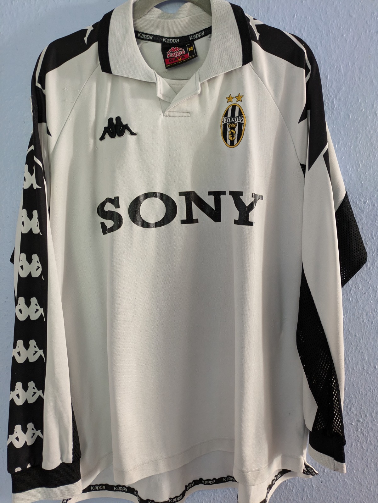 Juventus FC 1999-00 UEFA Cup Third Kit