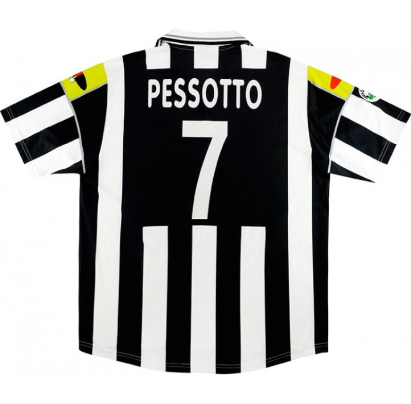 Juventus FC 2000-01 Home Kit