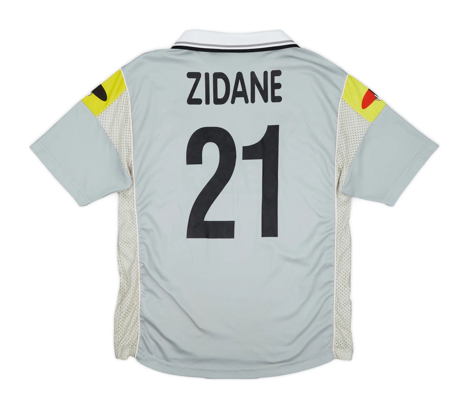 Juventus FC 2000-01 Away Kit