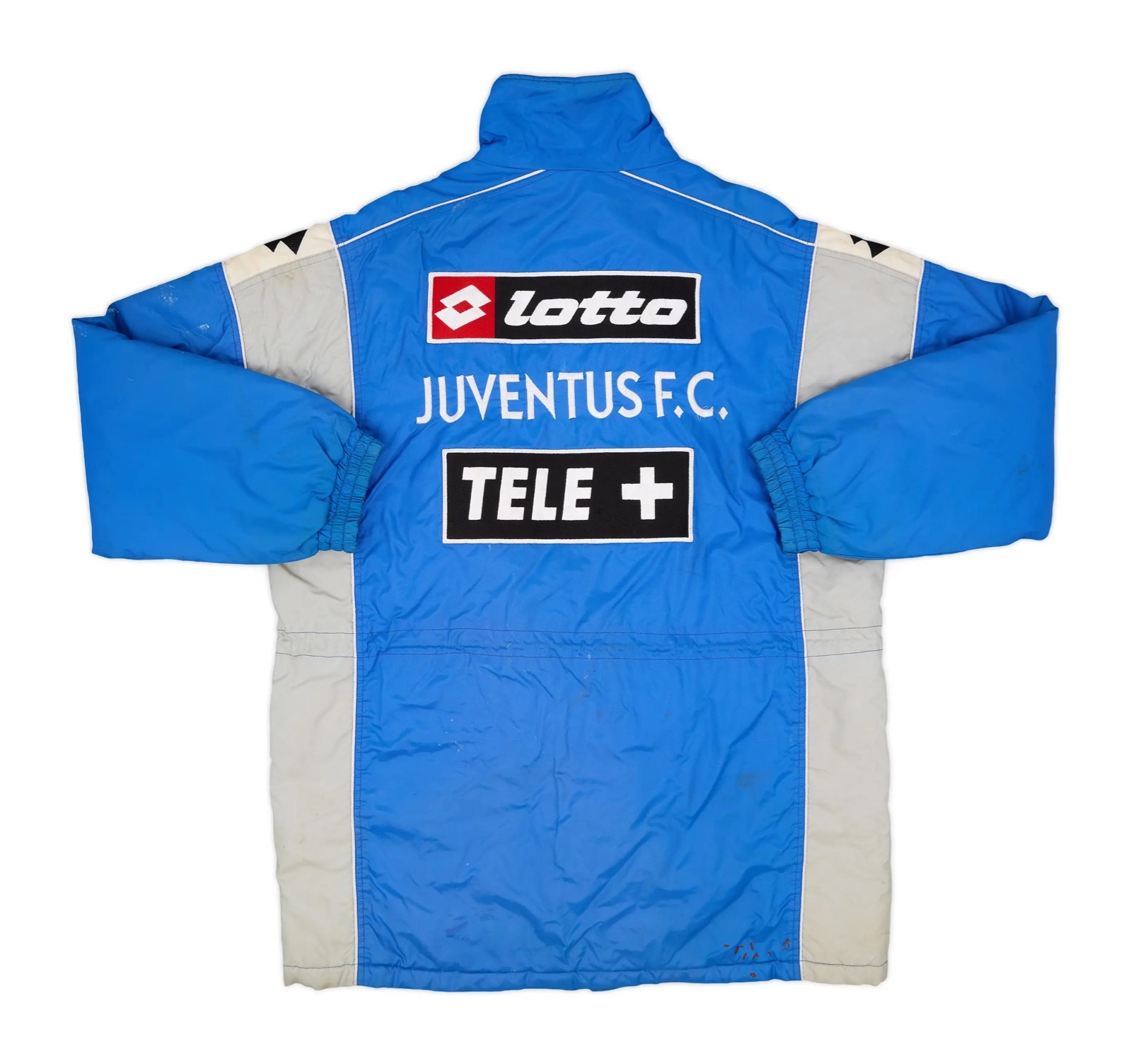 Juventus FC 2000-01 Bench 3 Kit