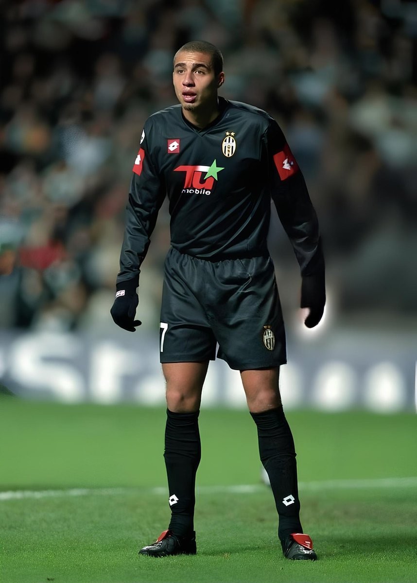 Juventus FC 2001-02 Champions League Away Kit