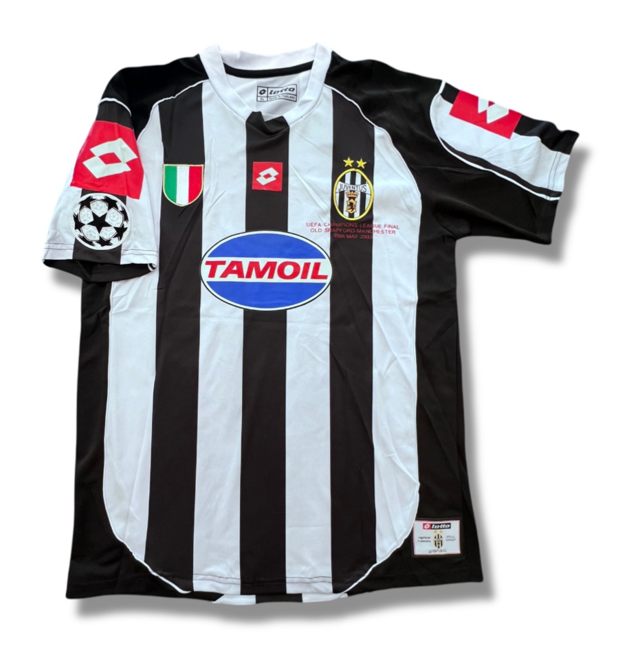Juventus FC 2002-03 Champions League Final Kit